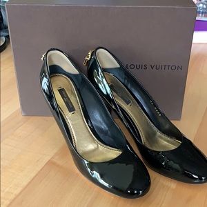 Beautiful Louis vuitton heels